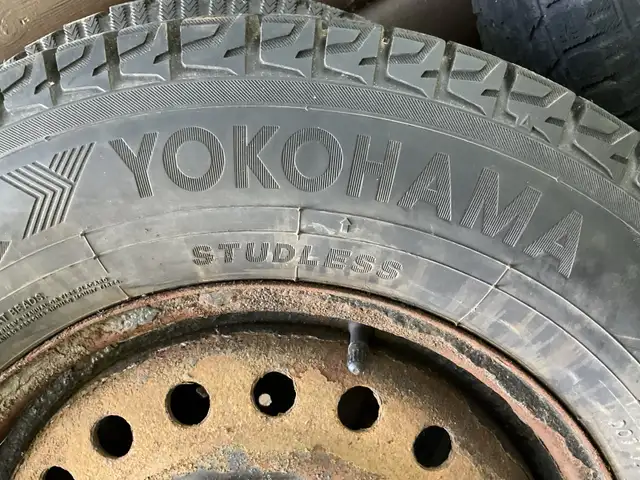 Price reduced. Winter tires 225/70/16 off Honda CRV in Tires & Rims in Ottawa - Image 3