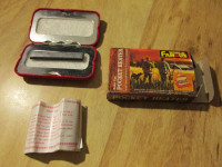 WORLD FAMOUS POCKET HEATER Hand Warmer Vintage Camping Outdoors