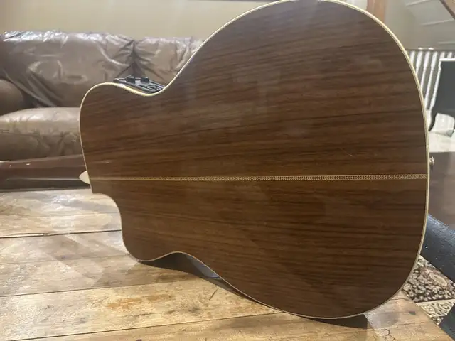 Martin OMC 16RE in Guitars in Oakville / Halton Region - Image 4