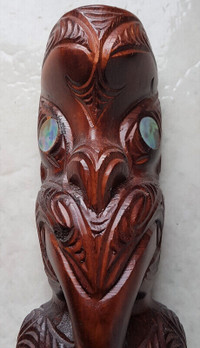 NEW ZEALAND MAORI HAND CARVED TIKI SCULPTURE - PAUA SHELL EYES