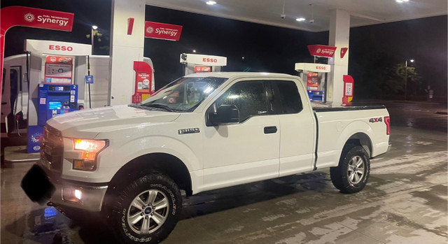 2015 Ford F150 XLT 4x4 in Cars & Trucks in Markham / York Region - Image 4