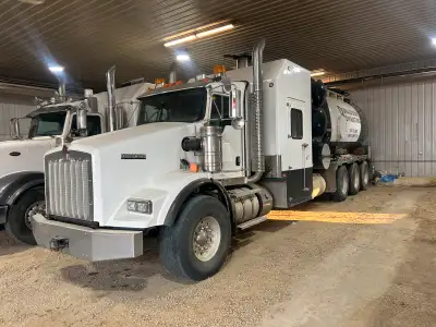 2014 kw t800 foremost Hydrovac 2014 kw t800 tornado Hydrovac and 2017 peterbuilt foremost Hydrovac a...
