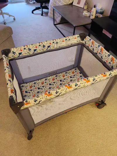 Livingbasics playpen crib + free mattress, View more