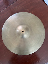 Vintage Zildjian A 18” crash cymbal 