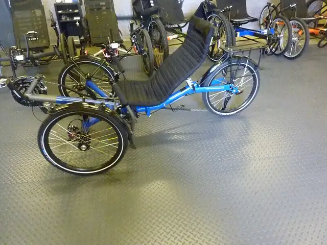 Trident Stowaway II Recumbent Trike in Other in Calgary - Image 2