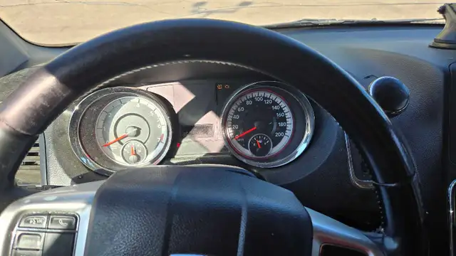 2012 Dodge grand caravan.548407632431697924