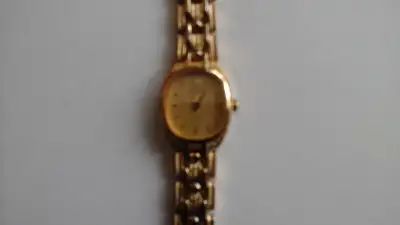 SEIKO QUARTZ LADIES  WATCH, View more