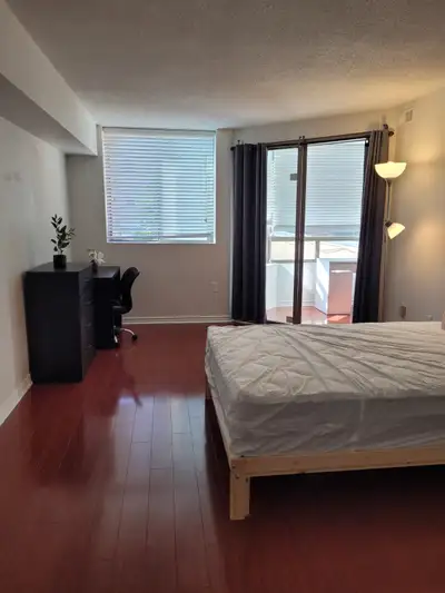 A Roommate wanted