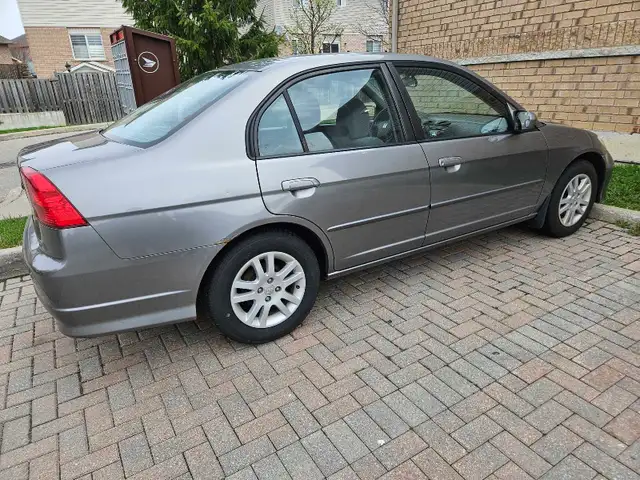 2005 Honda Civic547959357320079362