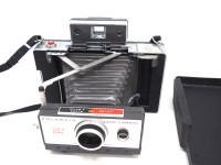 Vintage Polaroid 101 Automatic Land Camera