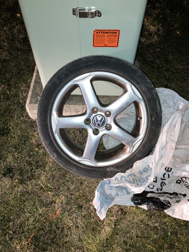 Volkswagen 17" wheels dans Pneus et jantes  à Longueuil/Rive Sud - Image 2