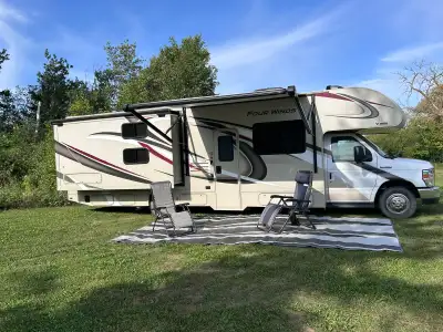 2019 Thor 30D Fourwinds Motorhome, View more