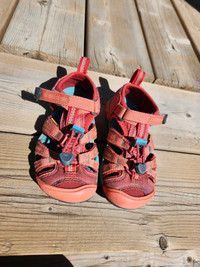 Toddler Size 8 Keen Sandals