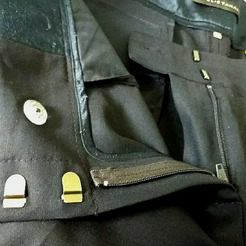 Elie Tahari Black Wide-Leg Wool Trousers Size 10 in Women's - Bottoms in Ottawa - Image 6