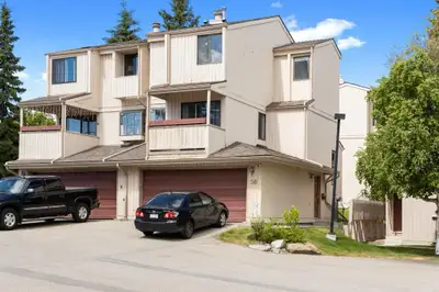 Two bedroom, 2.5 bath, and double car garage. Fire place Two balconies Available November 1st. One p...