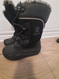 Used Kamik Boys Boots, Size 1 - Huge Discount! Was $69, Now 10