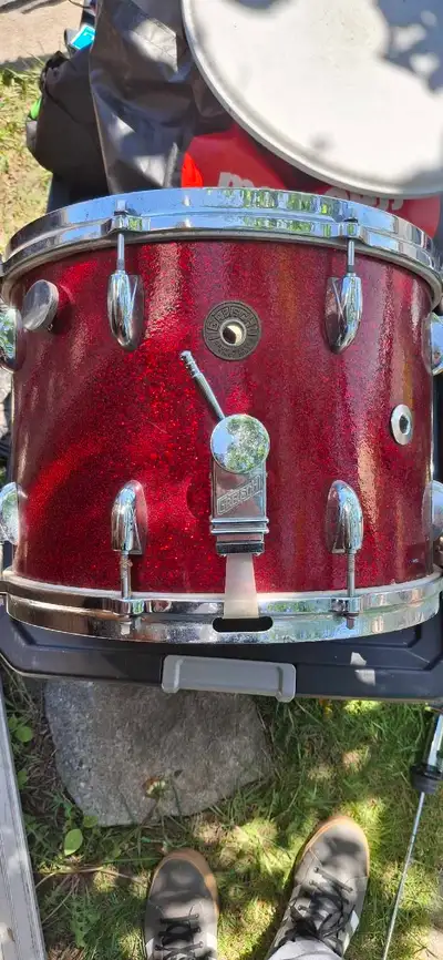 14x10 marching snare. Round Badge. All original.
