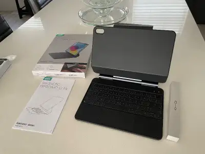 Rebound Magnetic Keyboard Case- for iPad 10- New, View more
