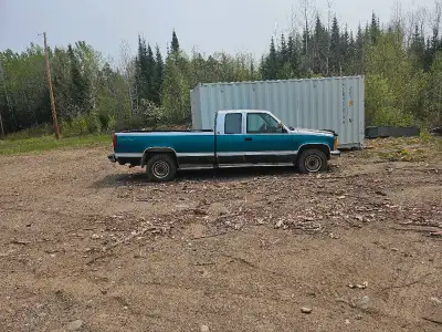 1993 GMC C2500 for sale. 6 5l Detroit diesel, 4L80E transmission. 2wd. AS IS. Transmission needs wor...