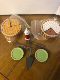 American Girl Pie-baking Set