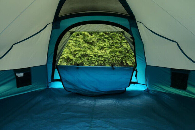《 TENTE Camping 3P Style Exped., 2 L Portes - Etat Neuf 》 dans Pêche, camping et plein Air  à Ville de Québec - Image 4