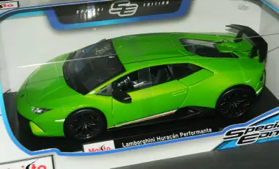 Maisto 1/18 Lamborghini Diecast, View more