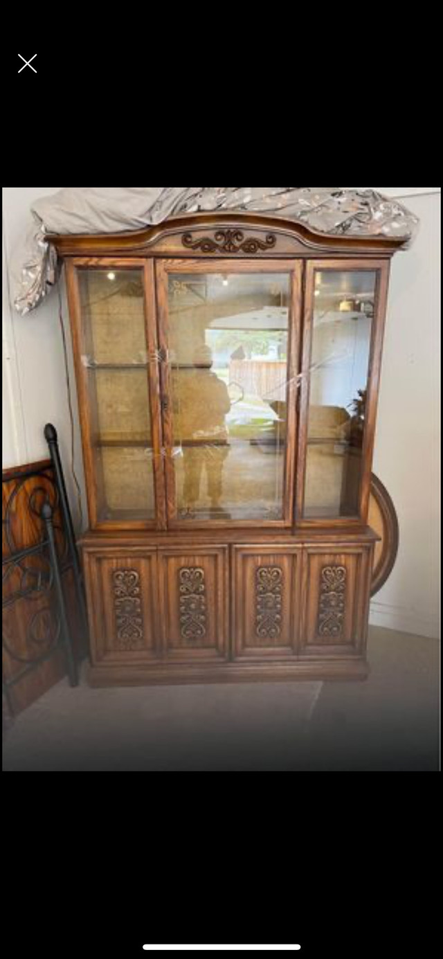 Hutch,  table and insert, 4 chairs  in Dining Tables & Sets in Lethbridge - Image 2