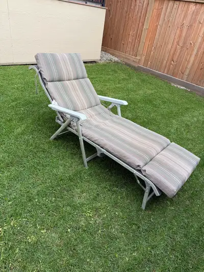 Patio folding lounge chair with pad, View more