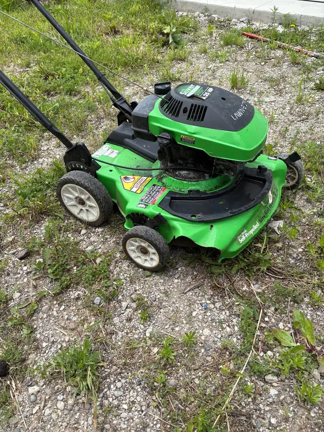 Lawn Boy mower in Lawnmowers & Leaf Blowers in Kitchener / Waterloo - Image 3