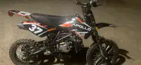 1500 125 dirt bike new 4 speed with cluch