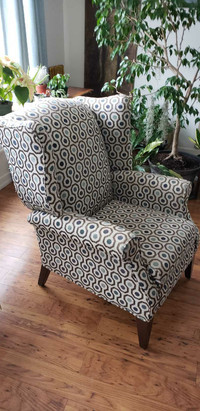 Wing Back Chair(s) reclining 