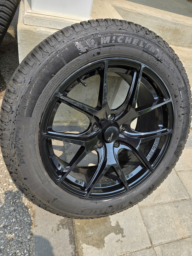 18" Wheels with Cross Climate 2 225/55/18 Tires in Tires & Rims in Kitchener / Waterloo - Image 3