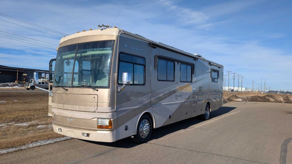 2000 Fleetwood discovery diesel RV | RVs & Motorhomes | Strathcona ...
