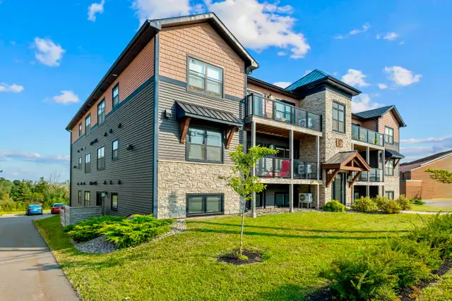 2 Beds 2 Baths  - 2nd Floor Apartment (17 Capital Dr) in Long Term Rentals in Charlottetown - Image 11
