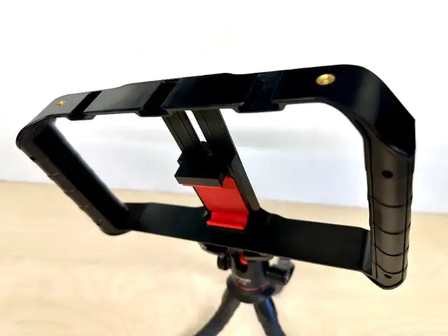 Ulanzi Tripod + Smartphone Cage in Cameras & Camcorders in City of Toronto - Image 4