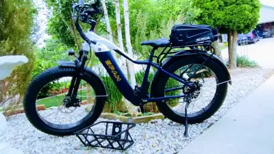 SPAN ELECTRIC BIKE MINT CONDITION , View more