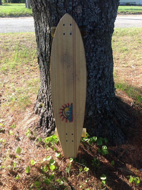 Sector Nine 39" longboard; skate board; planche à roulettes dans Autre  à Trois-Rivières - Image 2