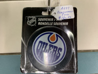 Edmonton Oilers Package Puck NHL Collector Booth 277