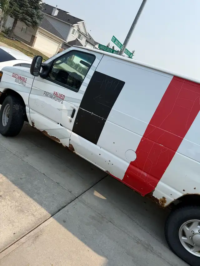 Work Van 534371491319664642