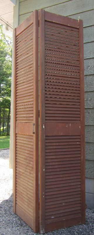 Bifold Doors (brown colour) in Windows, Doors & Trim in Muskoka - Image 4