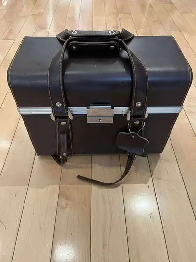 Vintage Yodobashi Brown Leather Camera Bag