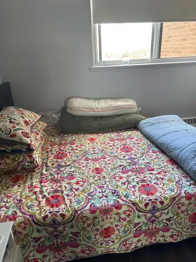 One bedroom available on the 3rd floor of a townhouse near Scarborough GO. Available - anytime from...