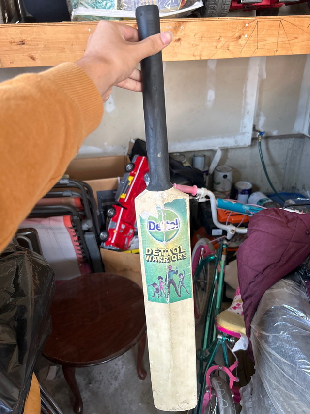 Cricket Bat in Other in Mississauga / Peel Region - Image 2