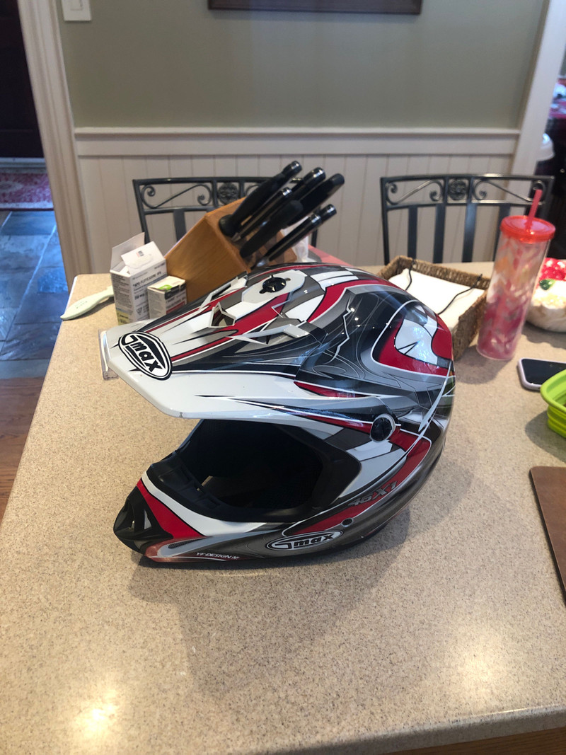 Jmax 46x1 helmet ATV / Snowmobile / Motorcycle *very little use* ATV