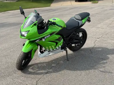 In excellent condition, Amazing bike with no issues No longer is use. Had been parked the past two y...