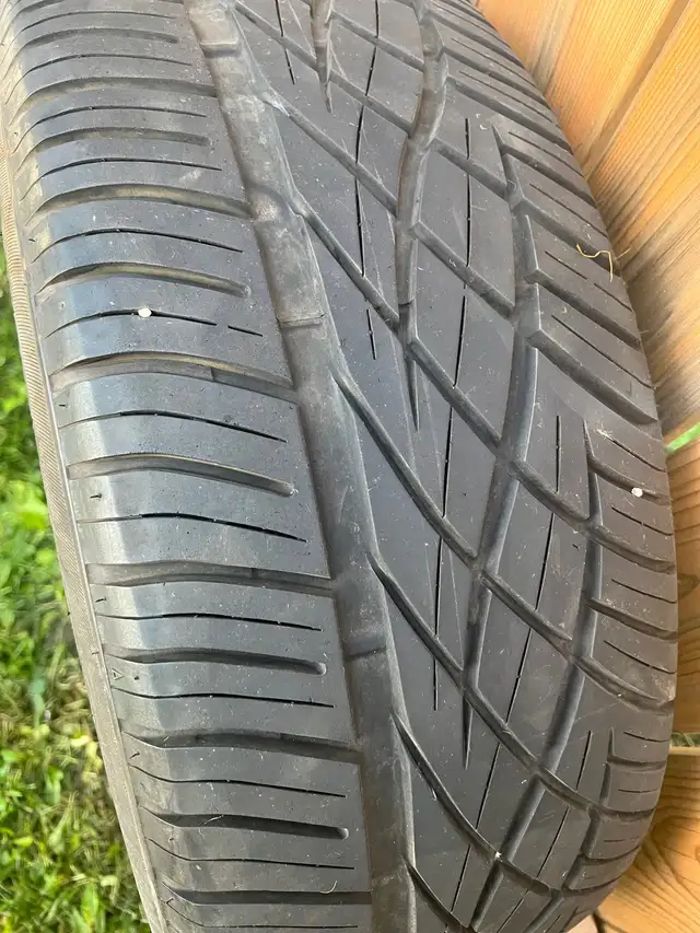 2 Yokohama studless winter tires in Tires & Rims in London - Image 3