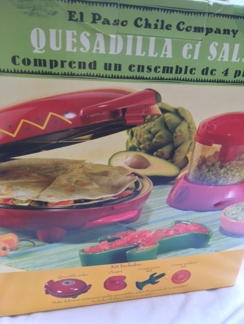 NEW QUESADILLA MAKER SALSA CHOPPER 4 PIECE SET - UNIQUE | Kitchen ...