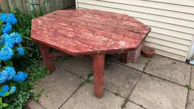 This is a very strong hexagonal cedar table and has served us so very well. It can support a large s...