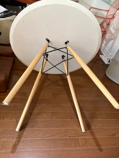 Structube white ROUND modern kitchen/dining table, View more