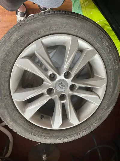 Seeing what’s out there for trade , I have 4 - 16 inch wheels and tires 5x114 Looking to maybe trade...